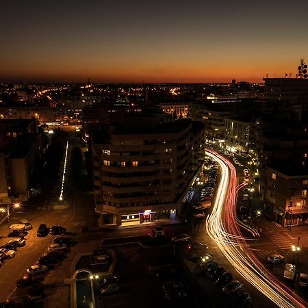 Hotel Prahova Plaza Ploieşti Kültér fotó