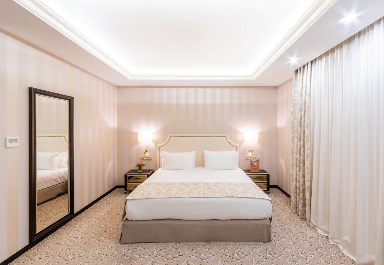 Hotel Prahova Plaza Ploieşti Kültér fotó