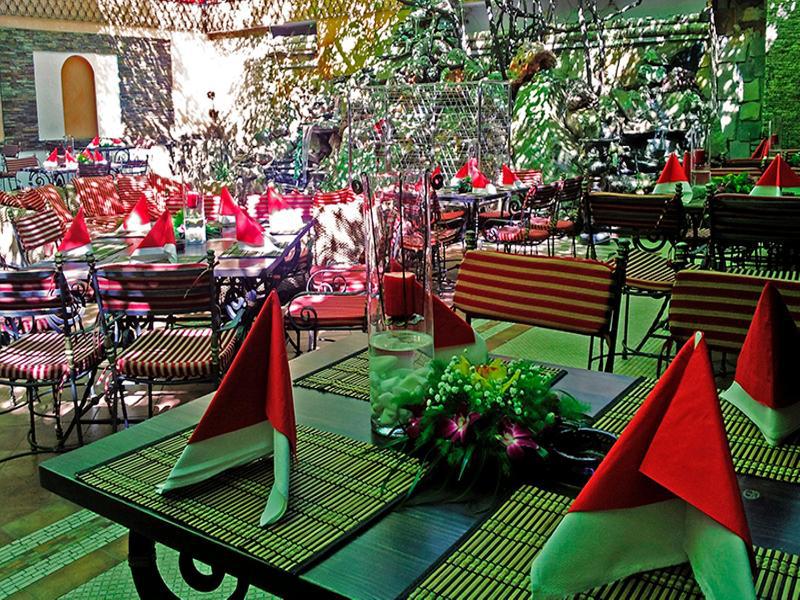 Hotel Prahova Plaza Ploieşti Kültér fotó