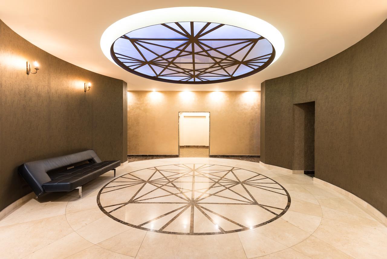 Hotel Prahova Plaza Ploieşti Kültér fotó